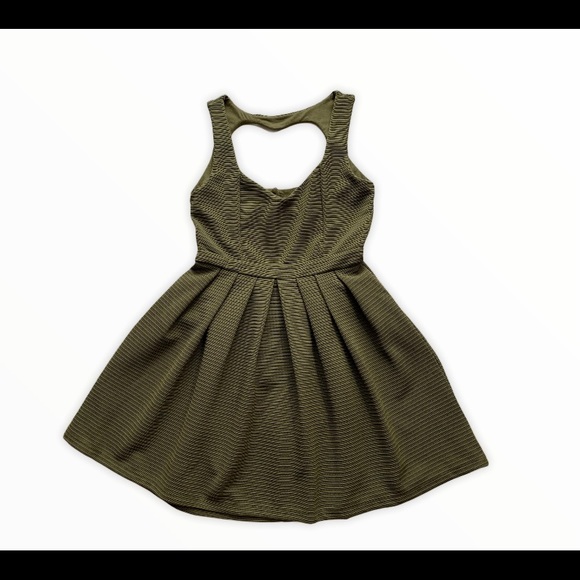 Poof Couture Dresses & Skirts - Poof Couture Dress Sz M EUC